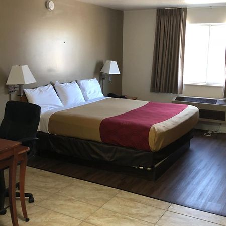 Ameri-Stay Inn & Suites Clearfield Екстериор снимка