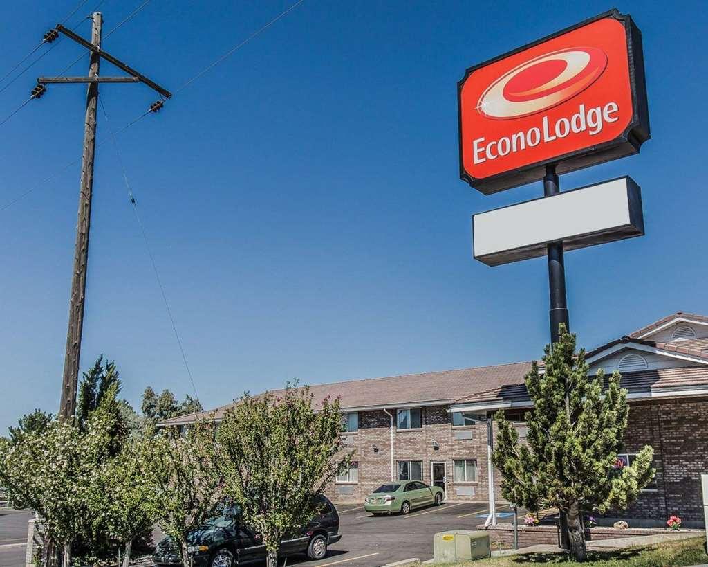 Ameri-Stay Inn & Suites Clearfield Екстериор снимка